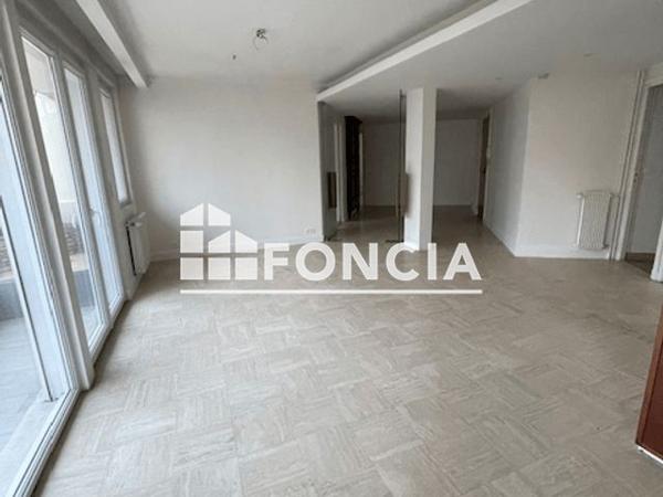 Location Appartement 5 pièces 131.02 m² - 132 AVENUE EMILE ZOLA Paris 75015