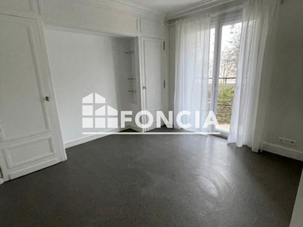 Location Appartement 5 pièces 131.02 m² - 132 AVENUE EMILE ZOLA Paris 75015