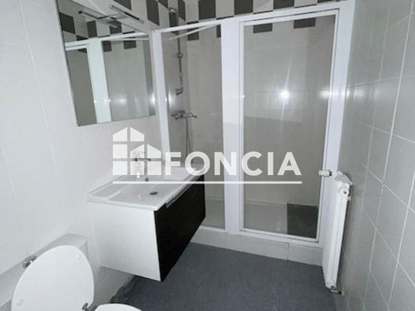 Location Appartement 5 pièces 131.02 m² - 132 AVENUE EMILE ZOLA Paris 75015