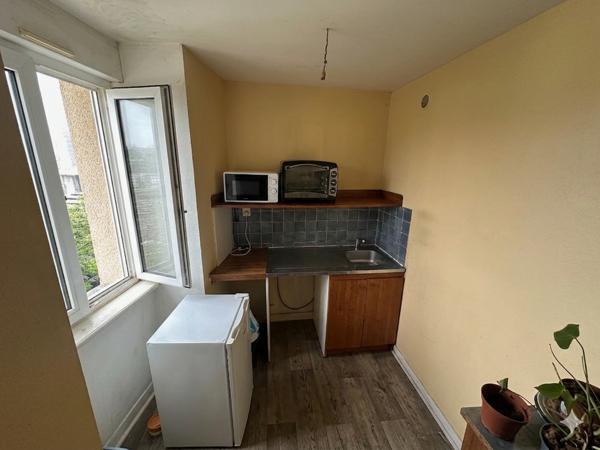 APPARTEMENT T1 A VENDRE BREST RECOUVRANCE