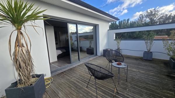 Quartier France - Pessac - maison contemporaine de 135 m² - élégance et confort