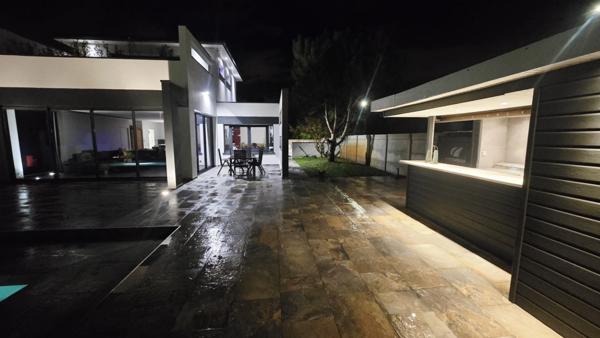 Quartier France - Pessac - maison contemporaine de 135 m² - élégance et confort