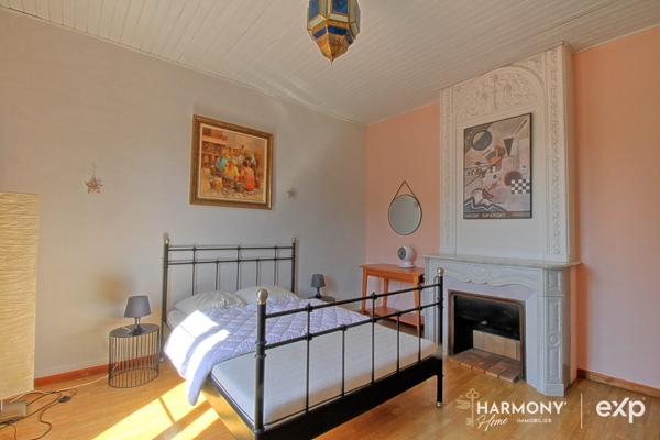 Demeure bourgeoise de caractère – 400 m² – jardin avec piscine chauffée