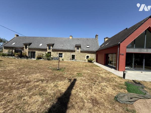 A VENDRE-LONGERE EN PIERRES THEIX NOYALO-1900 m2 de terrain