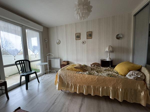 Appartement T3 avec ascenseur, balcons et garage dans résidence sécurisée