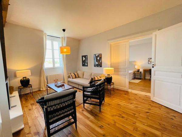 Bayonne centre-appartement T6 de 150m²-avec ascenseur au dernière étage, vue exceptionnelle dégagé sur l'Adour, plus une chambre indépendante de 19m².