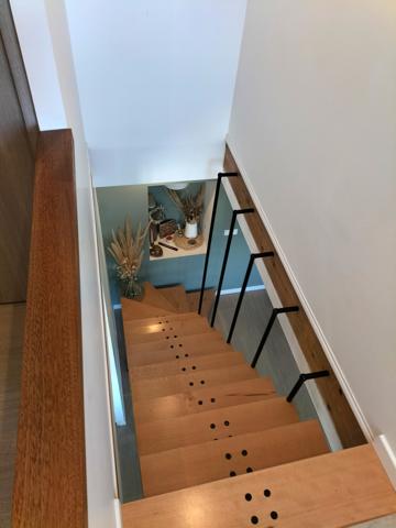 Le Thor (84250) Maison de village entièrement rénovée avec jardin