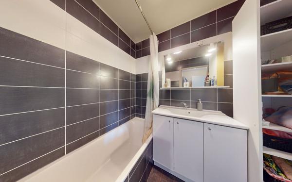 Appartement à vendre    2 pièces •  Flavin