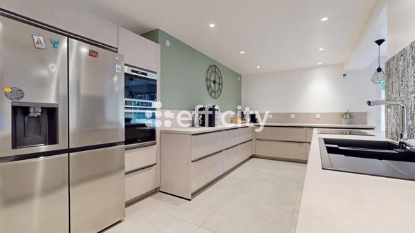 Maison 5 pièces - 134 m² Exclusivité efficity