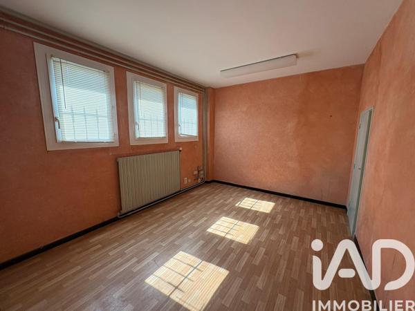 Maison à vendre 6 pièces 177 m² Pierrelatte
