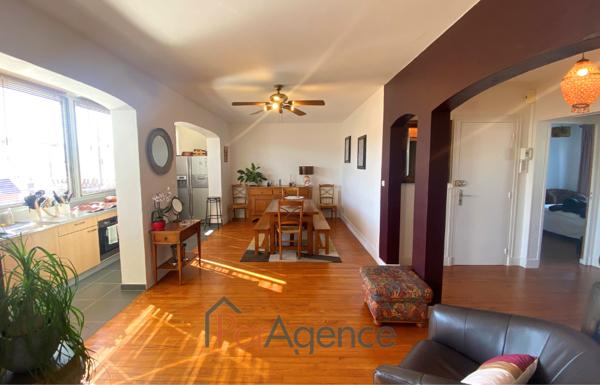 ROYAN CENTRE VILLE APPARTEMENT T4 AVEC GRANDE TERRASSE