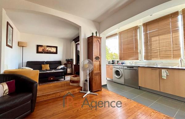 ROYAN CENTRE VILLE APPARTEMENT T4 AVEC GRANDE TERRASSE