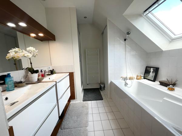 Orvault Cholière, très belle maison familiale, double garage, grand jardin de 600m2
