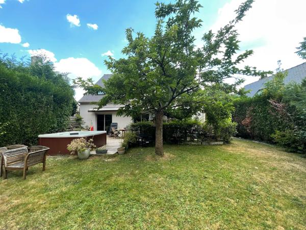 Orvault Cholière, très belle maison familiale, double garage, grand jardin de 600m2