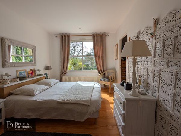 Nérac (47600) Villa de plain-pied avec piscine, dépendance sur un terrain de 8500m² à Nérac