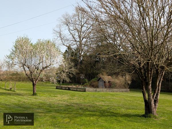 Nérac (47600) Villa de plain-pied avec piscine, dépendance sur un terrain de 8500m² à Nérac