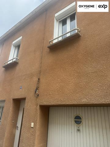 Maison de Village avec terrasse et garage