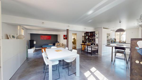 3 pièces d’exception avec terrasse et garage triple