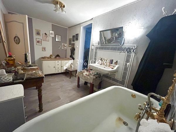 Maison 7 pièce(s) 4 chambre(s) 165 m²