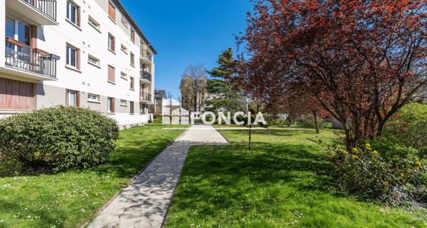 À vendre Studio 35 m² - Chatou 78400