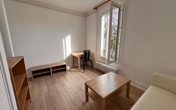 Appartement à louer    2 pièces •  Colombes