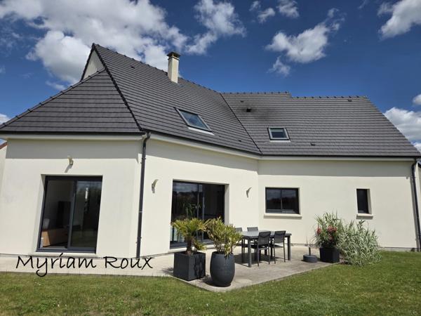 VENNECY(45) Maison à vendre 6 pièces, 4 chambres, jardin.
