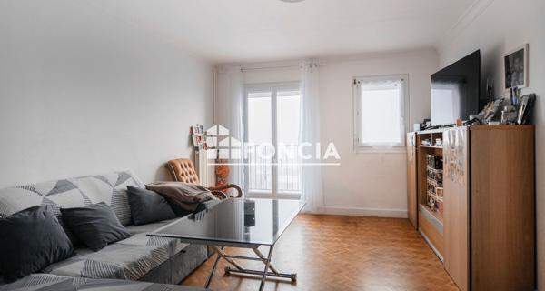 À vendre Appartement 4 pièces 76.63 m² - Fleury-les-aubrais 45400