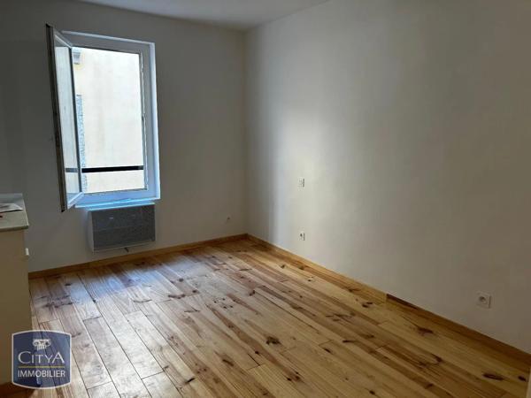 Appartement à louer 2 pièces 62.79m² Gignac (34150)