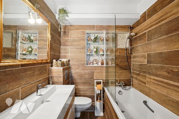 PLACE URUGUAY – Paris 16ᵉ limite 8e