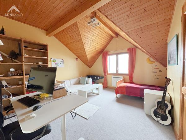 Thoiry (01710) Maison 6 Pièces 200 m2