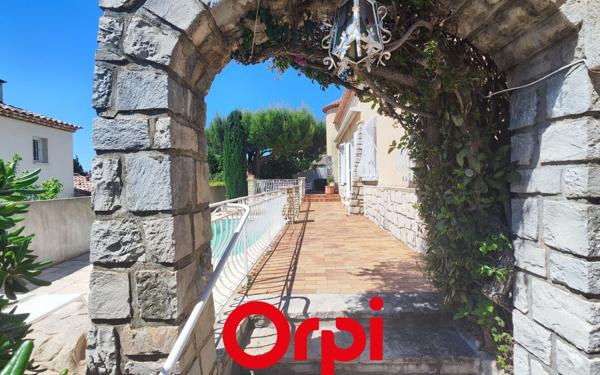 Maison à vendre    4 pièces • 140 m2 Bandol