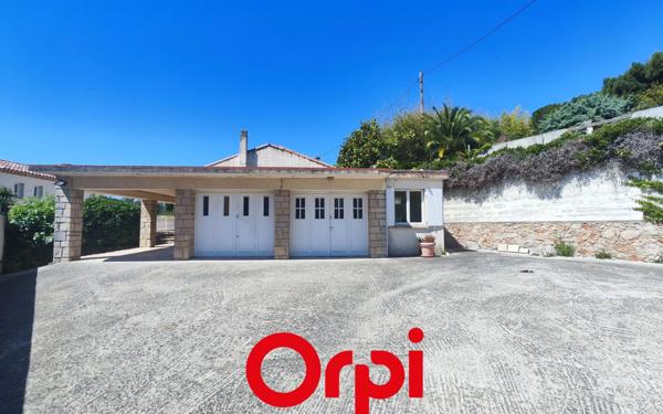 Maison à vendre    4 pièces • 140 m2 Bandol