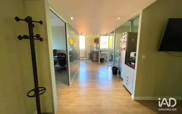 Bureaux à vendre 179 m² Évry-Courcouronnes