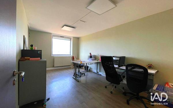 Bureaux à vendre 179 m² Évry-Courcouronnes