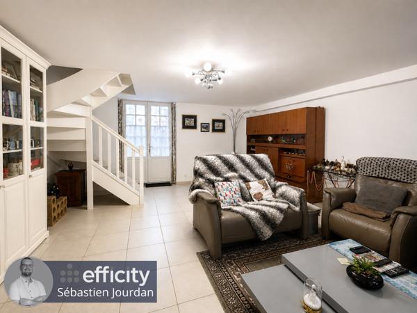 Appartement
         4 pièces
        - 89 m² Exclusivité
