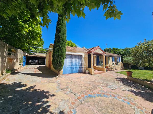 LANÇON-PROVENCE - Maison de plain-pied de 116m² - 3 chambres - piscine - 900m² de terrain