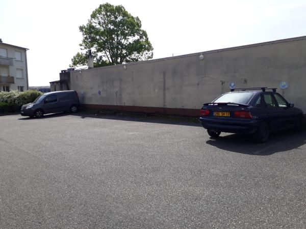 PARKING DENIS DUSSOUBS LIMOGES , Limoges