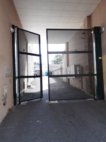PARKING DENIS DUSSOUBS LIMOGES , Limoges