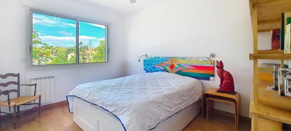 VUE EXCEPTIONNELLE, 3 CHAMBRES, GARAGE