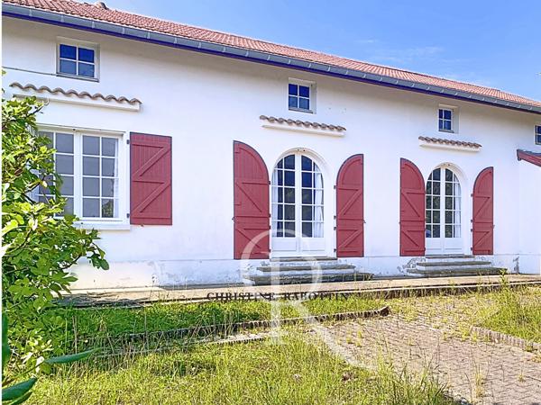 Biarritz (64200) En exclusivité, grande propriété princière de 285 m2 à 2 pas de Biarritz