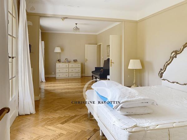 Biarritz (64200) En exclusivité, grande propriété princière de 285 m2 à 2 pas de Biarritz