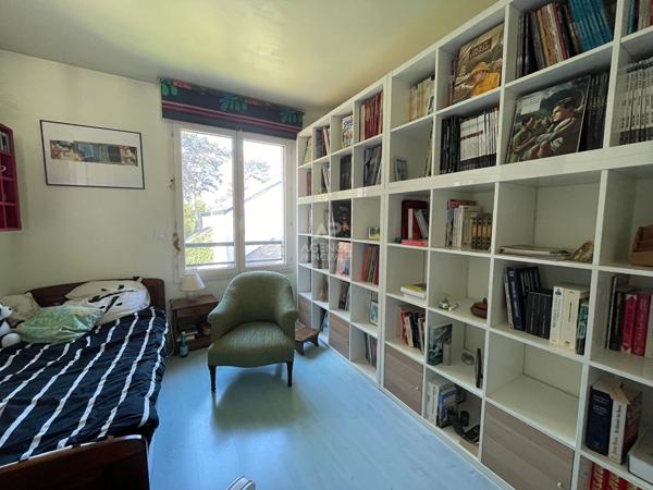 CHAVILLE Rive Droite - Appartement 4/5 pièces avec balcons. 749 000 € **  - Référence  726-C