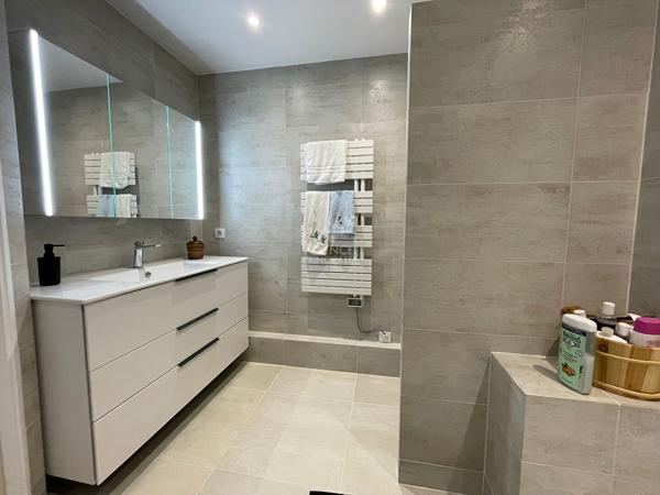 CHAVILLE Rive Droite - Appartement 4/5 pièces avec balcons. 749 000 € **  - Référence  726-C