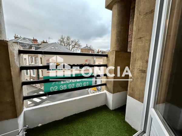 Location Appartement meublé 2 pièces 47.1 m² - 67/69 RUE VERTE Rouen 76000