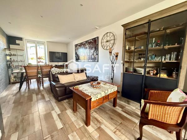 Idéalement située, Maison 4 chambres, parfait état