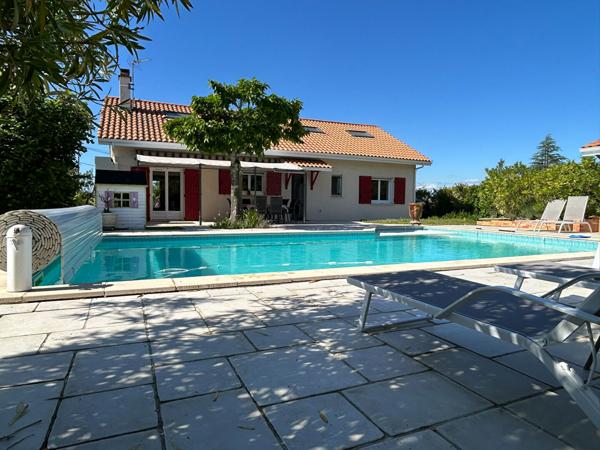 Maison Saint Medard En Jalles 6 pièce(s) 175.74 m2