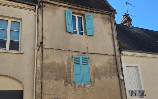 Immeuble à vendre    5 pièces •  Argentan