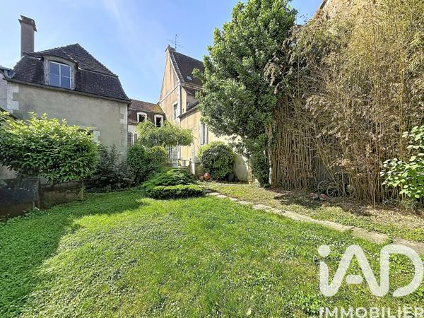 Maison à vendre 11 pièces 390 m² Auxerre