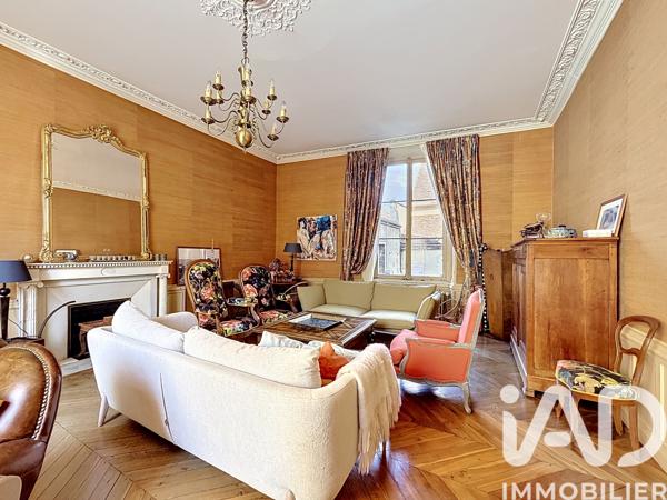 Maison à vendre 11 pièces 390 m² Auxerre
