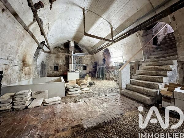 Maison à vendre 11 pièces 390 m² Auxerre